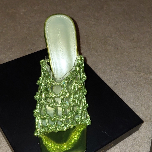 AZALEA WANG SNOWDROP EMBELLISHED KNOT WEB SANDAL IN GREEN - Picture 10 of 10